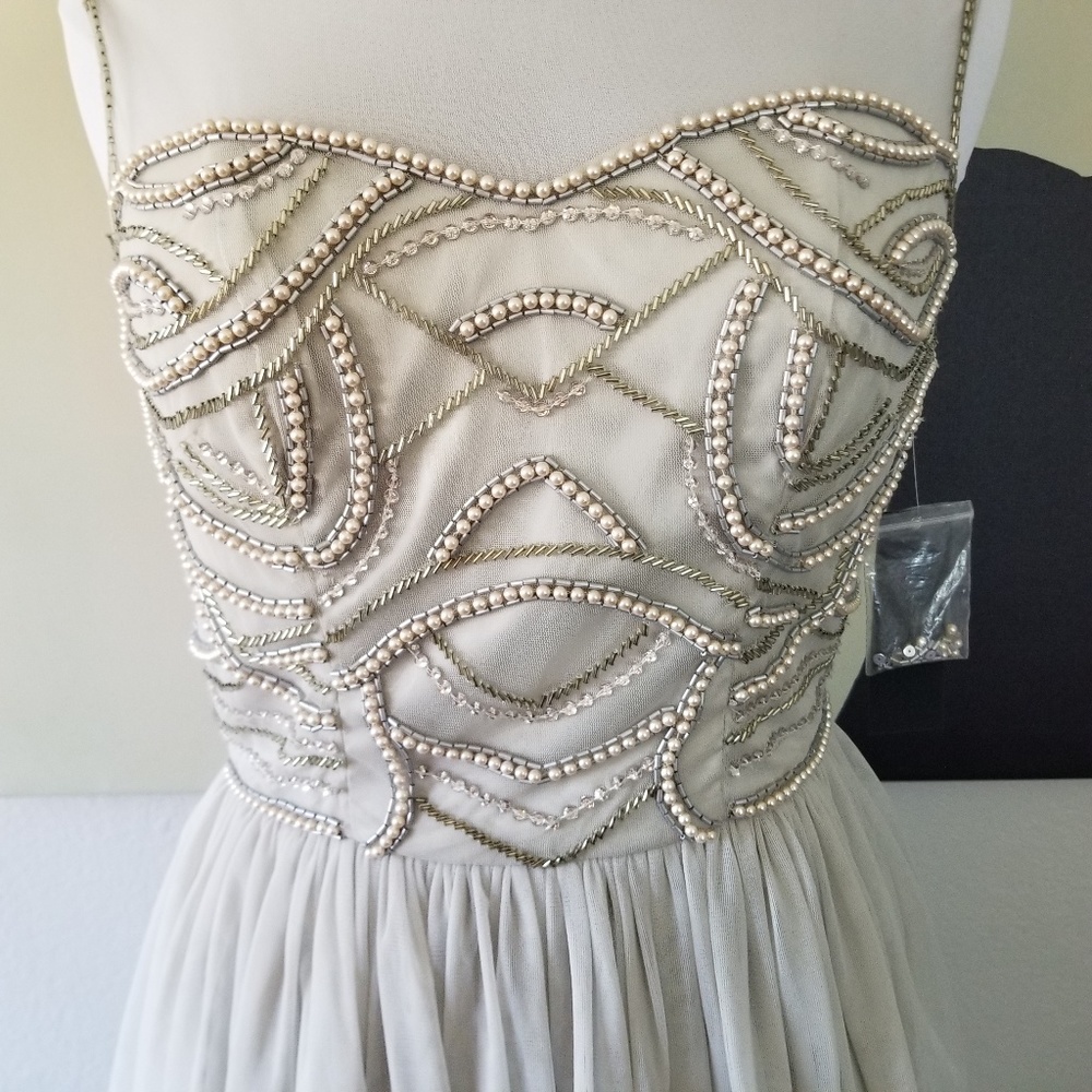 SOLD 💫 Light Silver/Grey Pearl Beaded Dress 6 - Picture 2 of 8